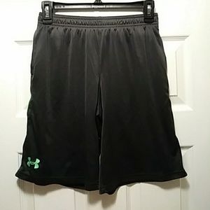 Under Armour Bottoms - Boys Under Armour shorts Under Armour Bottoms - Boys Under Armour shorts